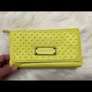 Victoria’s Secret Travel Beauty Cosmetic bag